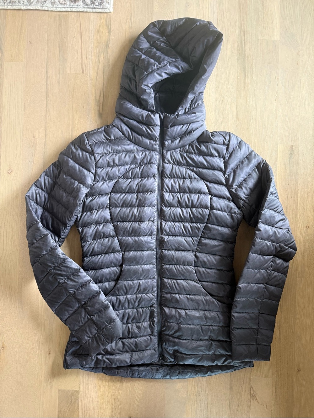 lululemon athletica pack it down jacket - black camo